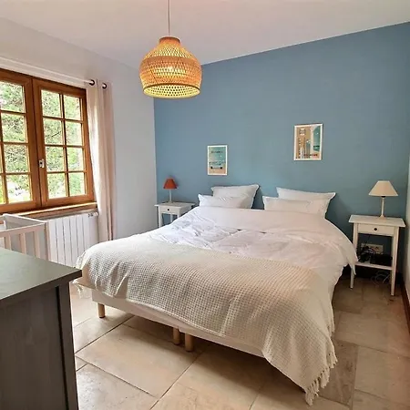 Villa Annonce Professionnelle. Jolie Maison De 4 Avec Jardin A Proximite De La Plage, Pour 8 Personnes. Wifi